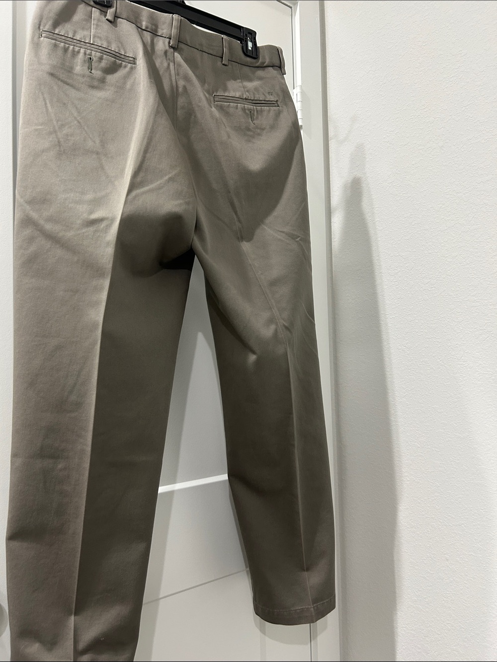 Hollister Olive Tan Chino Pants - Picture 3 of 6